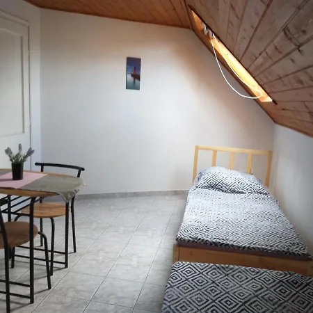 Azure House Appart hôtel *