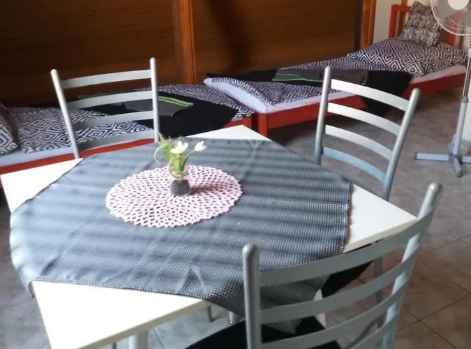 Azure House Aparthotel *