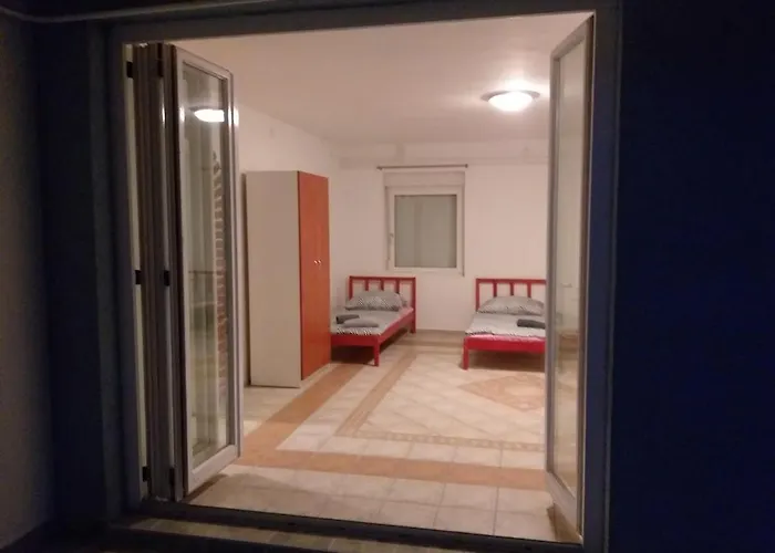 Azure House Aparthotel Keszthely