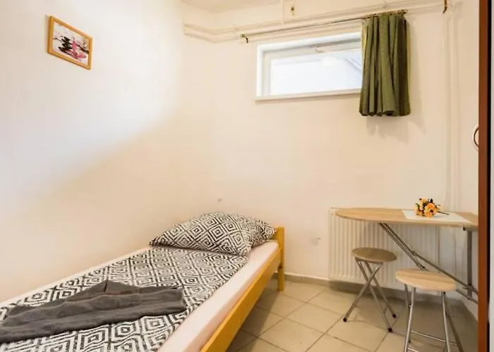 Azure House Aparthotel *