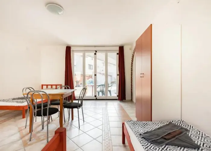 Azure House Aparthotel *